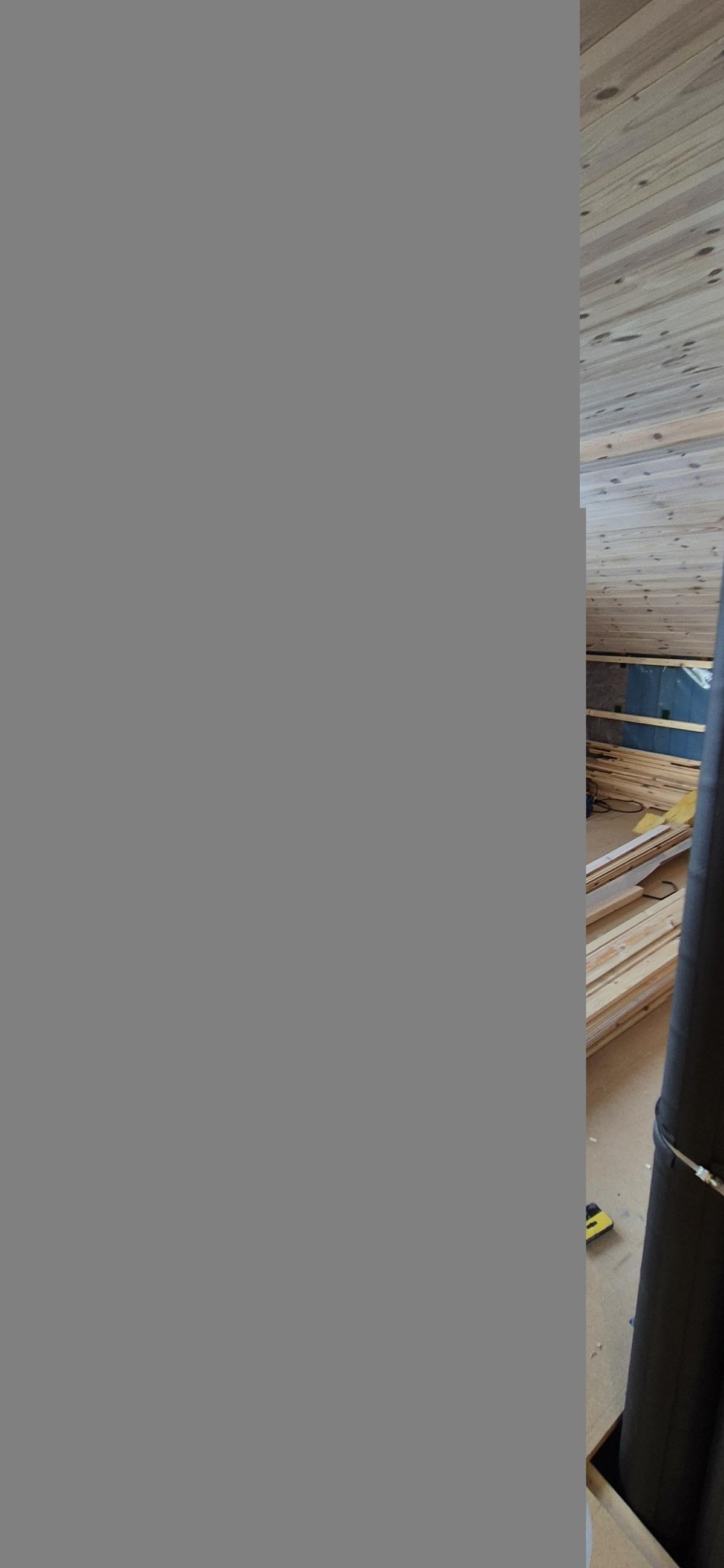 Oppussing av loft – I arbeid – vegger og tak