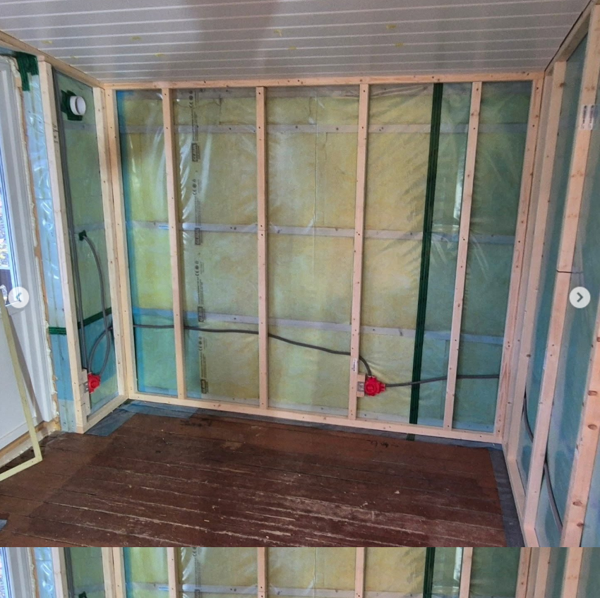 Totalrenovering av enebolig, Slemmestad – Før – parkett